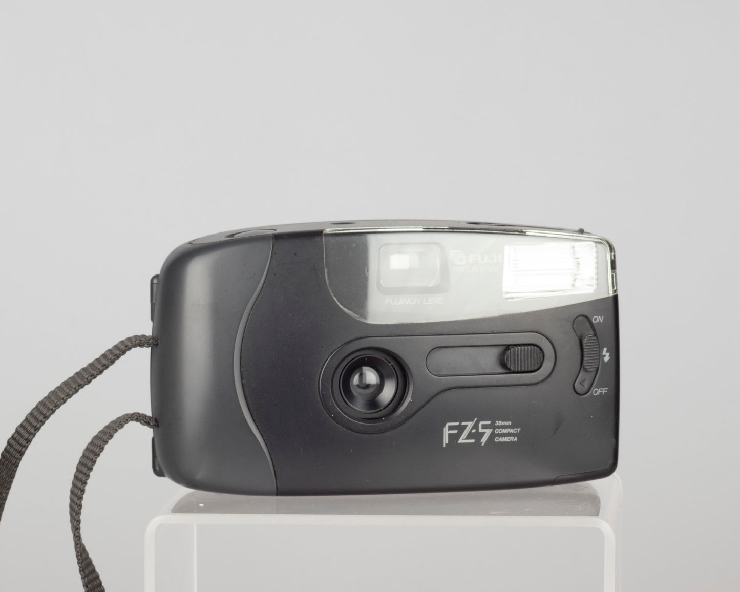 Appareil photo argentique Fuji FZ-5 35 mm (série 71209101)