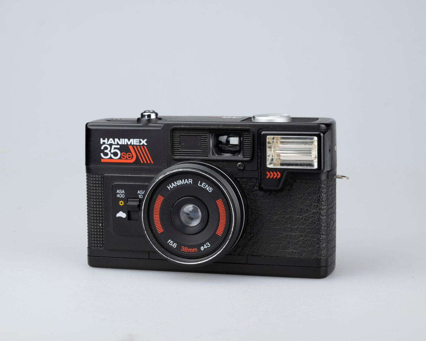 Appareil photo Hanimex 35SE 35 mm (le flash ne fonctionne pas, sinon ok)