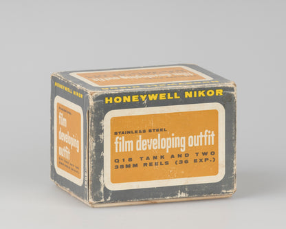 Honeywell Nikor Q15 stainless steel film developing tank with two 35mm reels