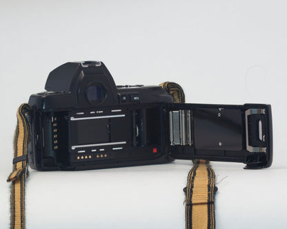 Nikon F-801s SLR w/50mm f1.8 AF Nikkor lens