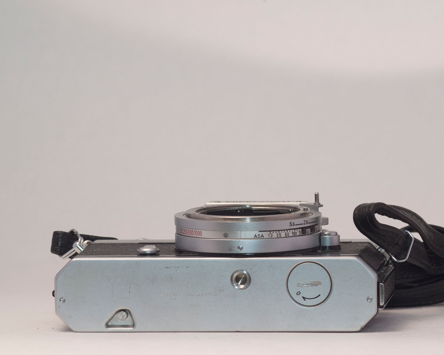 Nikon Nikkormat FTn 35mm film SLR