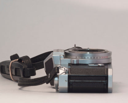 Nikon Nikkormat FTn 35mm film SLR