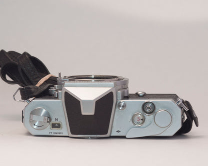 Nikon Nikkormat FTn 35mm film SLR