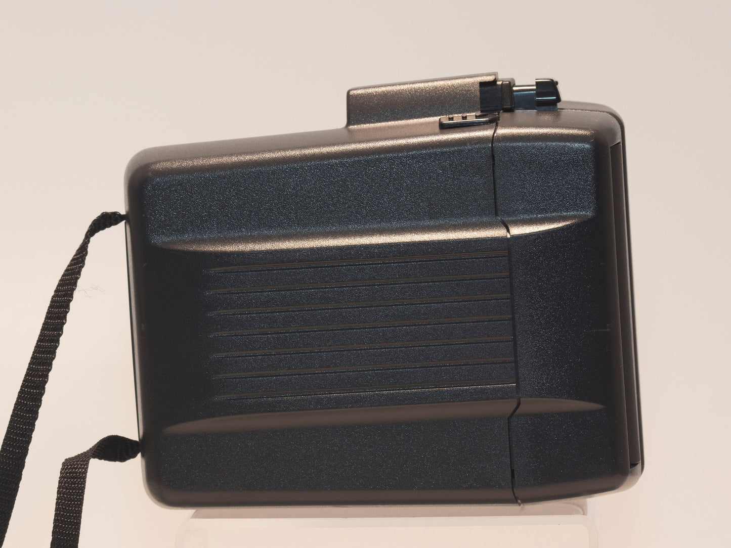 Polaroid One Step 600 instant camera