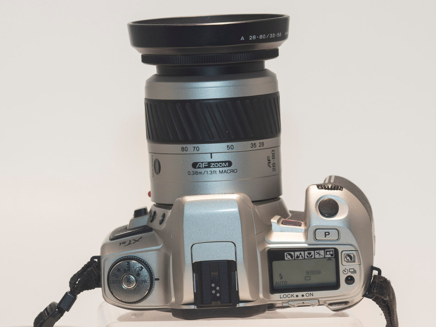 Minolta Maxxum XTsi 35mm film SLR