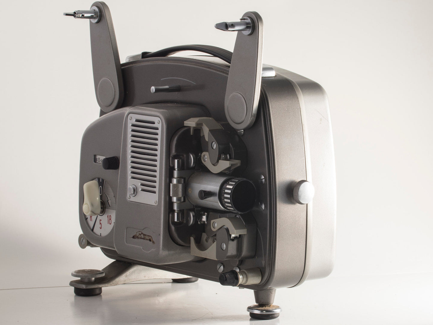 Projecteur de cinéma Paillard Bolex 18-5 8mm