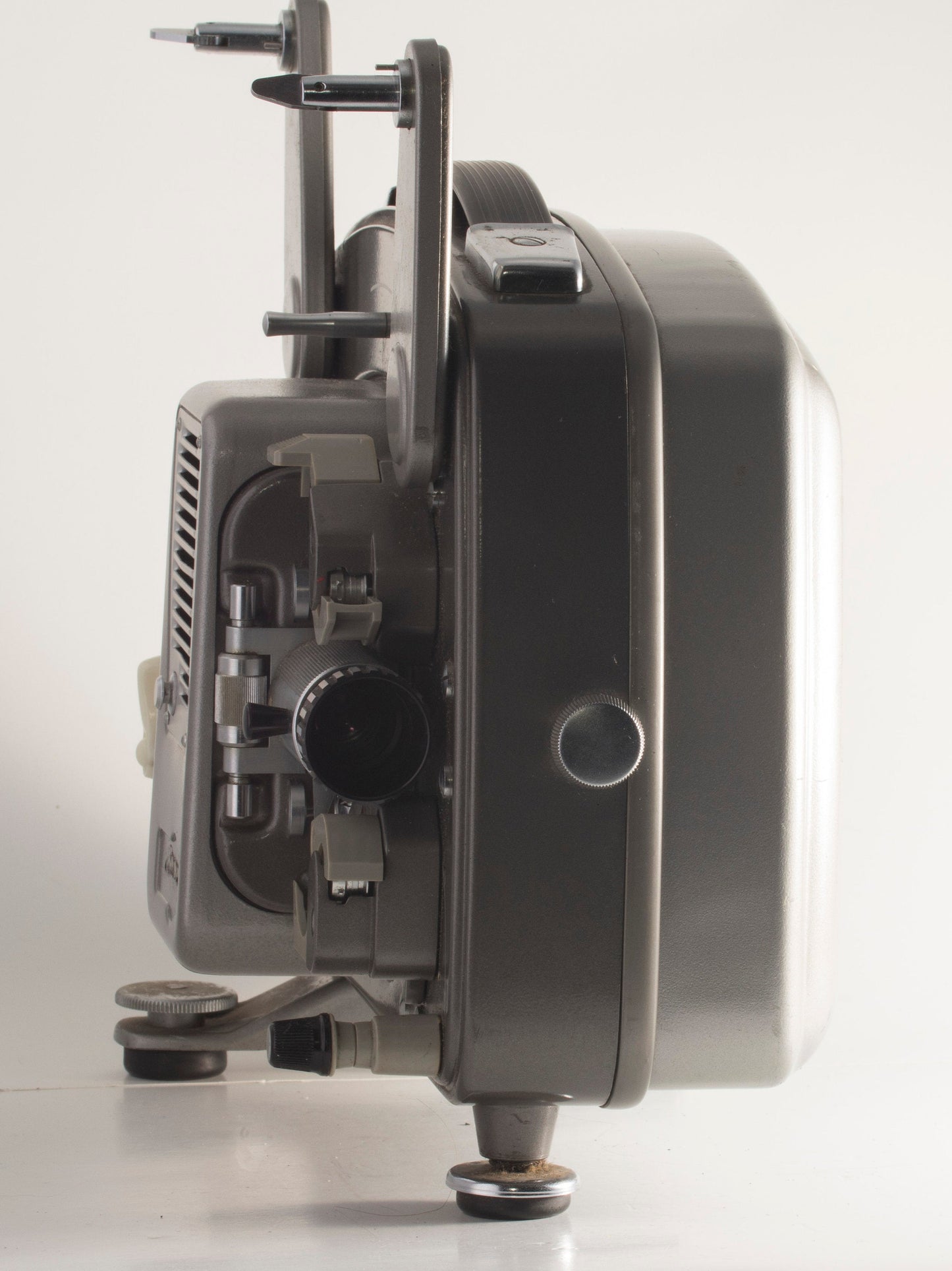 Projecteur de cinéma Paillard Bolex 18-5 8mm