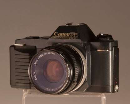 Appareil photo Canon T50 + flash Speedlite