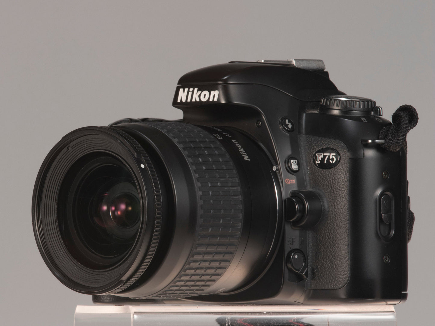 Nikon F75 (alias N75) Reflex 35 mm