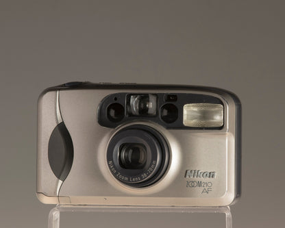 Appareil photo Nikon Zoom 210AF 35 mm