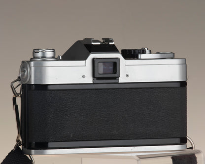 Canon FTb 35mm SLR camera with Canon FD 1:1.8 lens. Back view