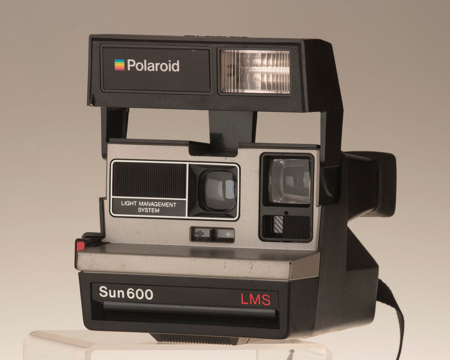 Polaroid Sun 600 LMS instant film camera