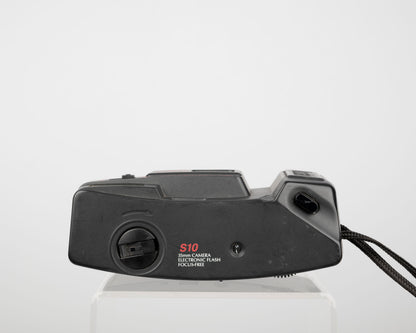 Kodak S-Series S10 35mm film camera (serial 02254782)