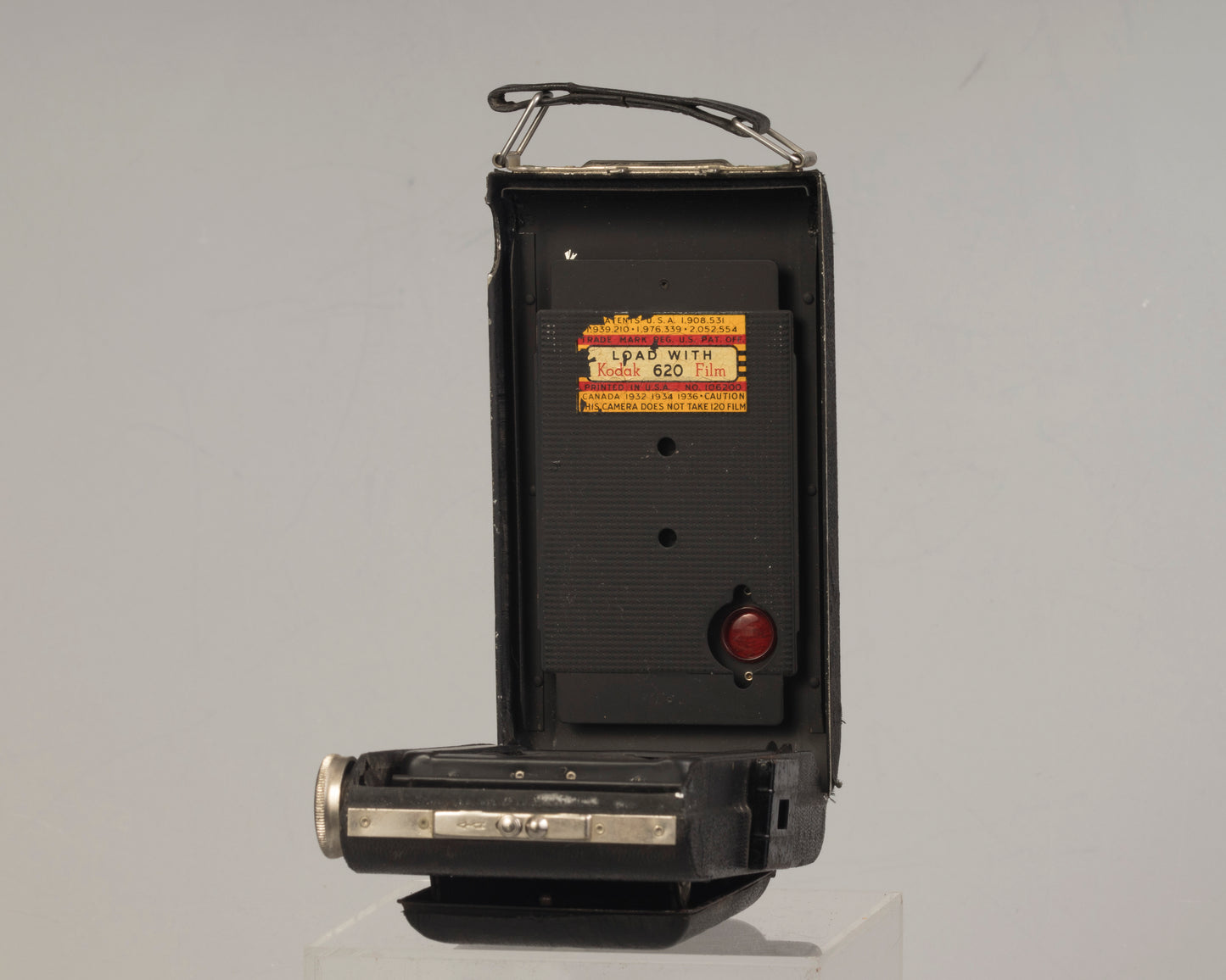 Kodak Vigilant Junior Six-20 folding camera (uses 620 film)