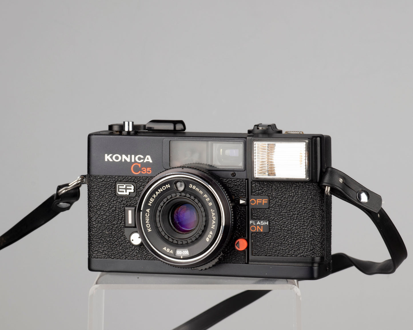 Konica C35 EF 35mm film camera w/original ever-ready case (serial 232840)