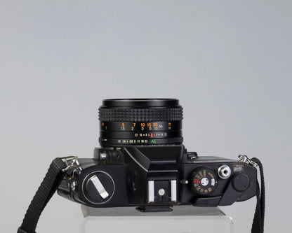 Reflex Konica Autoreflex TC 35 mm avec objectif Hexanon AR 50 mm f1.8 * sans déclencheur de flash ; sinon fonctionne bien *
