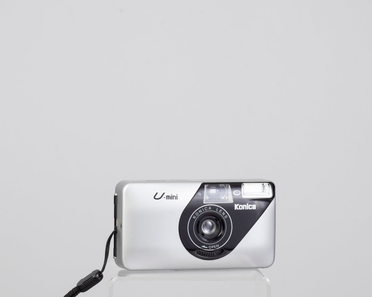 Konica U-mini ultra compact 35mm point-and-shoot camera (serial 3318453)