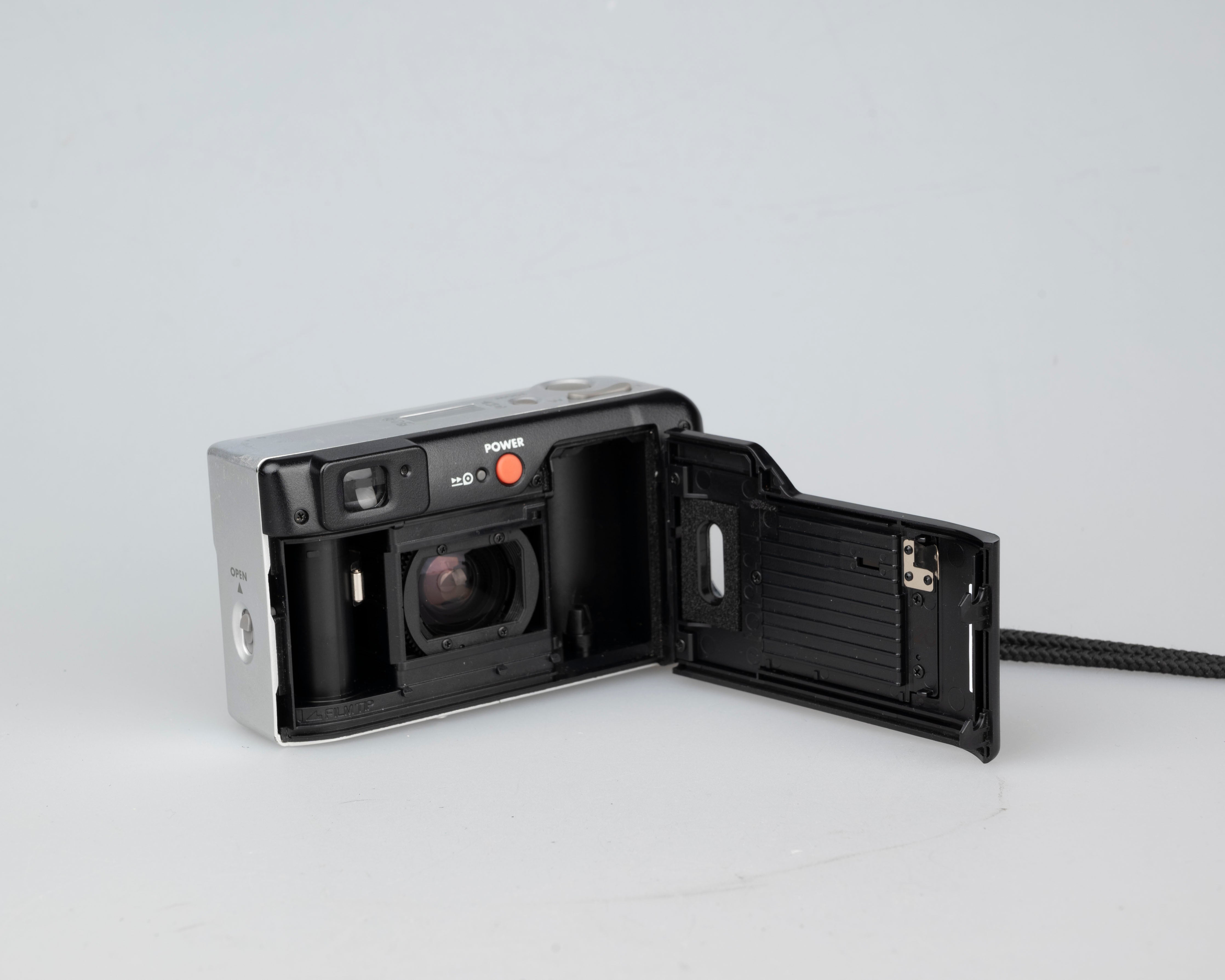 Konica Z-Up 60e 35mm ultra-compact w/ original case and manual