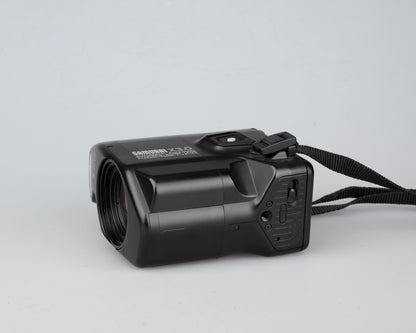 Kyocera/Yashica Samurai X3.0 demi-châssis 35 mm SLR (série 077231)