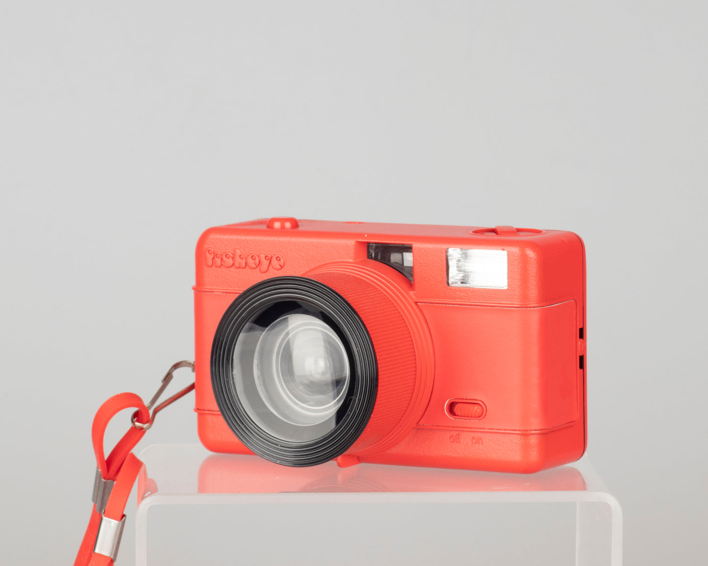 Lomography Fisheye One 35mm film camera red version (serial 0858653)