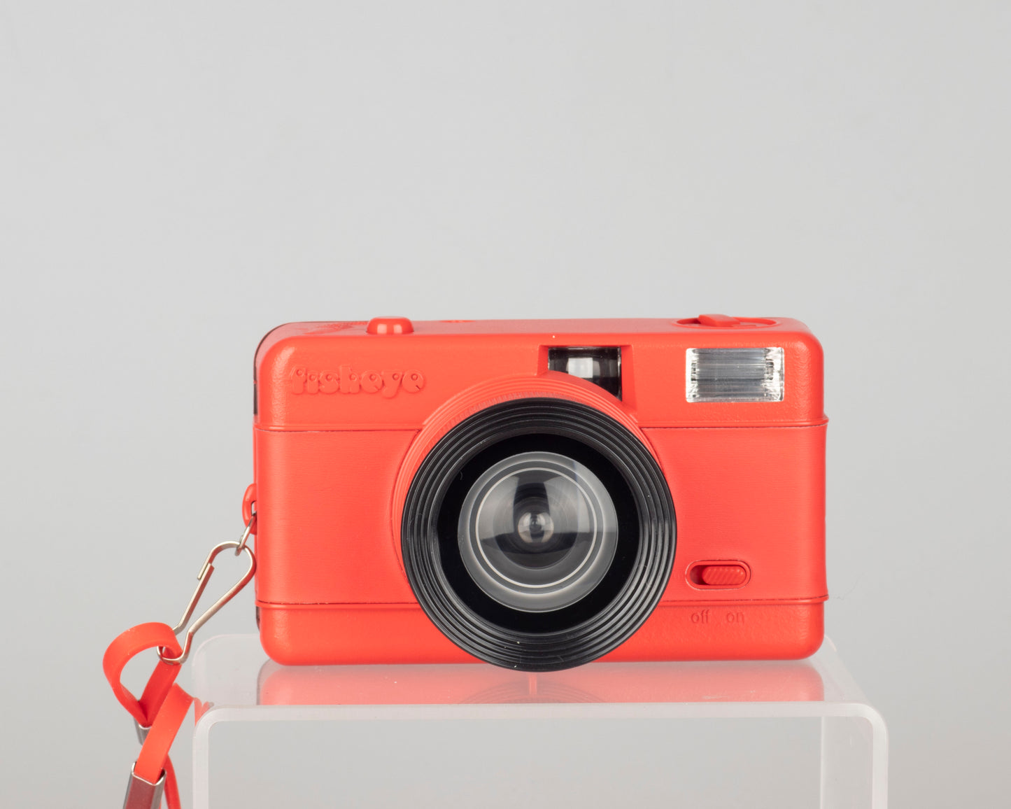 Lomography Fisheye One 35mm film camera red version (serial 0858653)