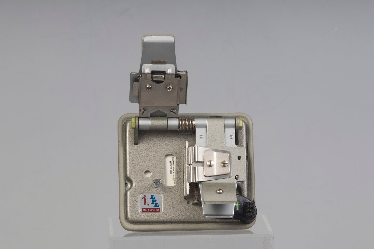 Colleuse de ciment LPL pour films 8 mm, 16 mm et Super 8