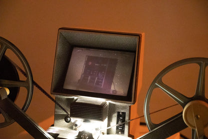 Magnon D-300 Instadual Deluxe Dual Super 8 and 8mm Viewer/Editor