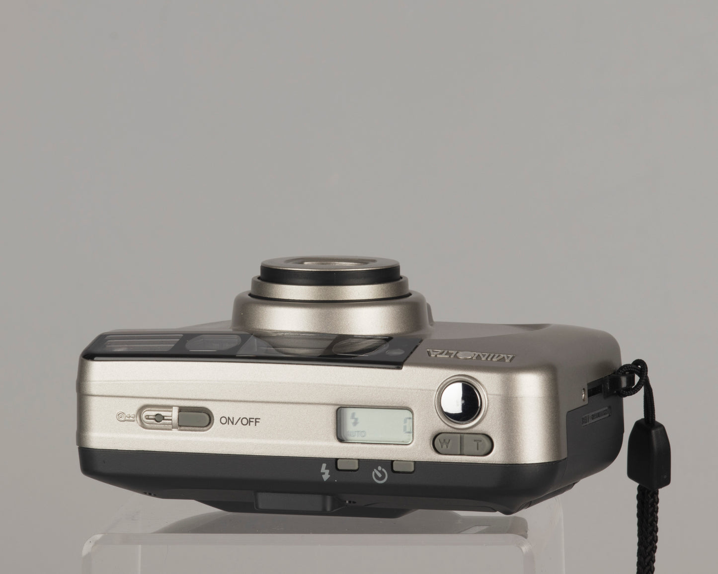 Appareil photo Minolta Riva Zoom 90 Date 35 mm avec boîte, étui et manuel d'origine