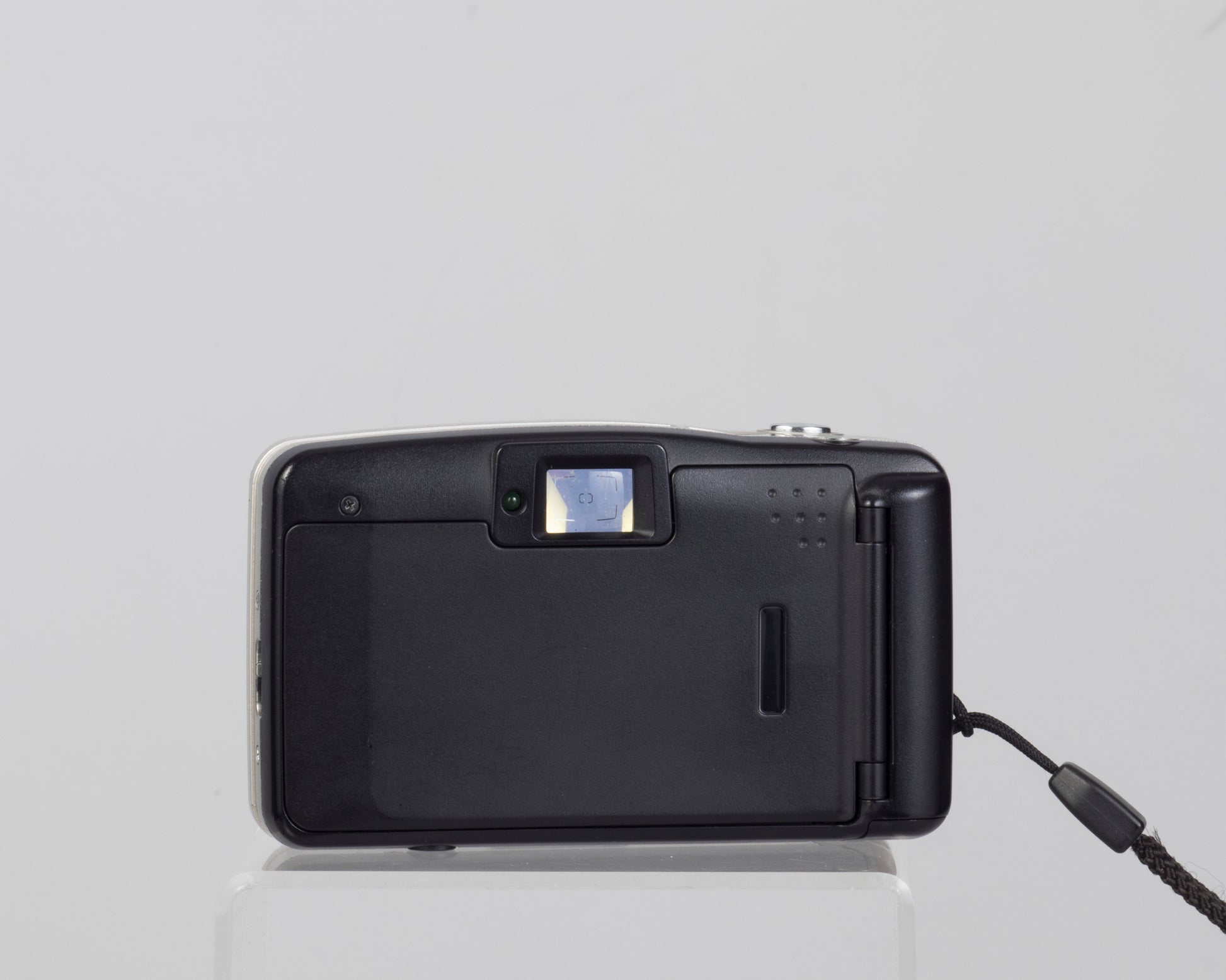 The Minolta AF50 Big Finder is an ultra-compact 35mm film camera from the 1990s (back)