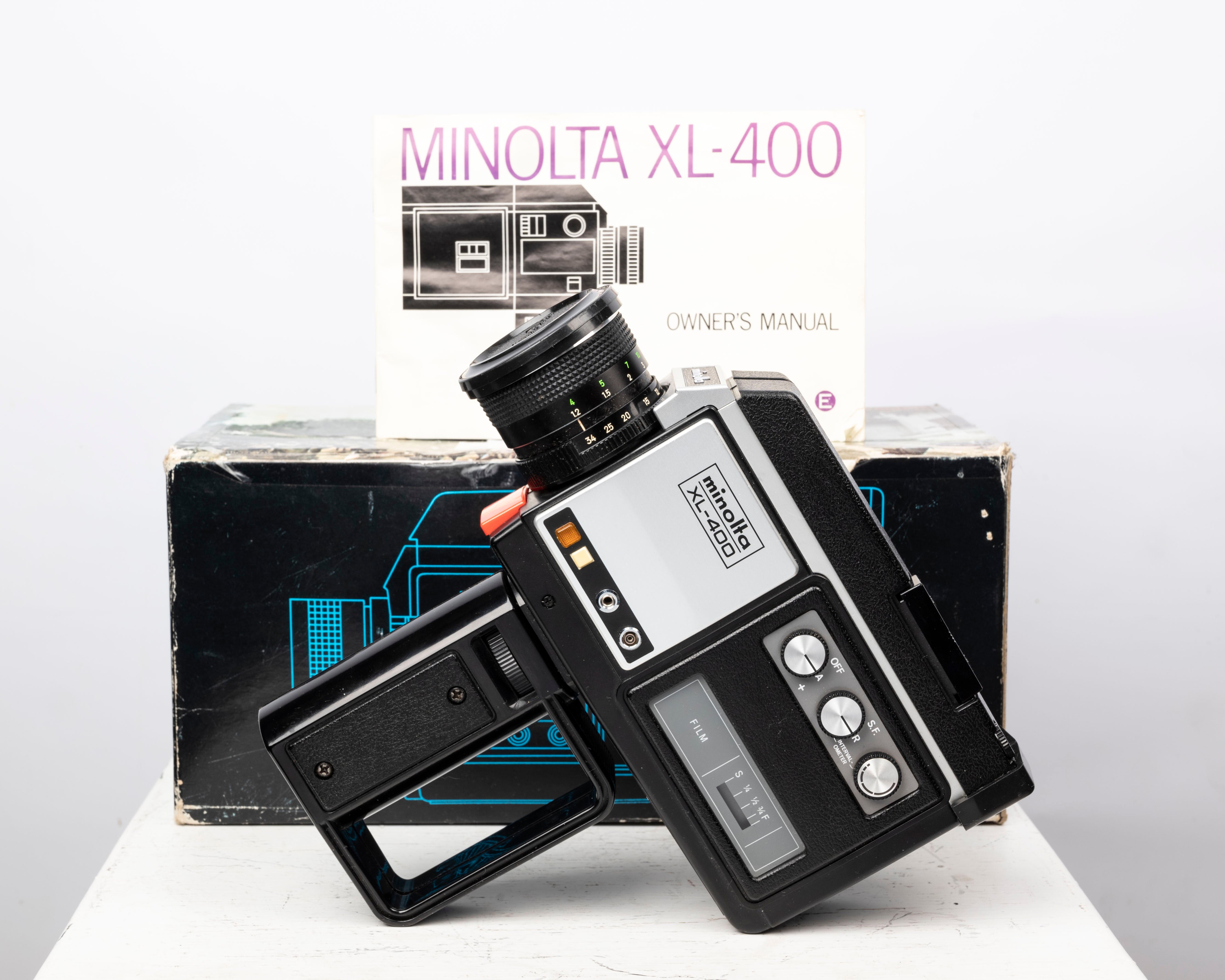 Minolta XL-400 Super 8 movie camera w/ original box and manual