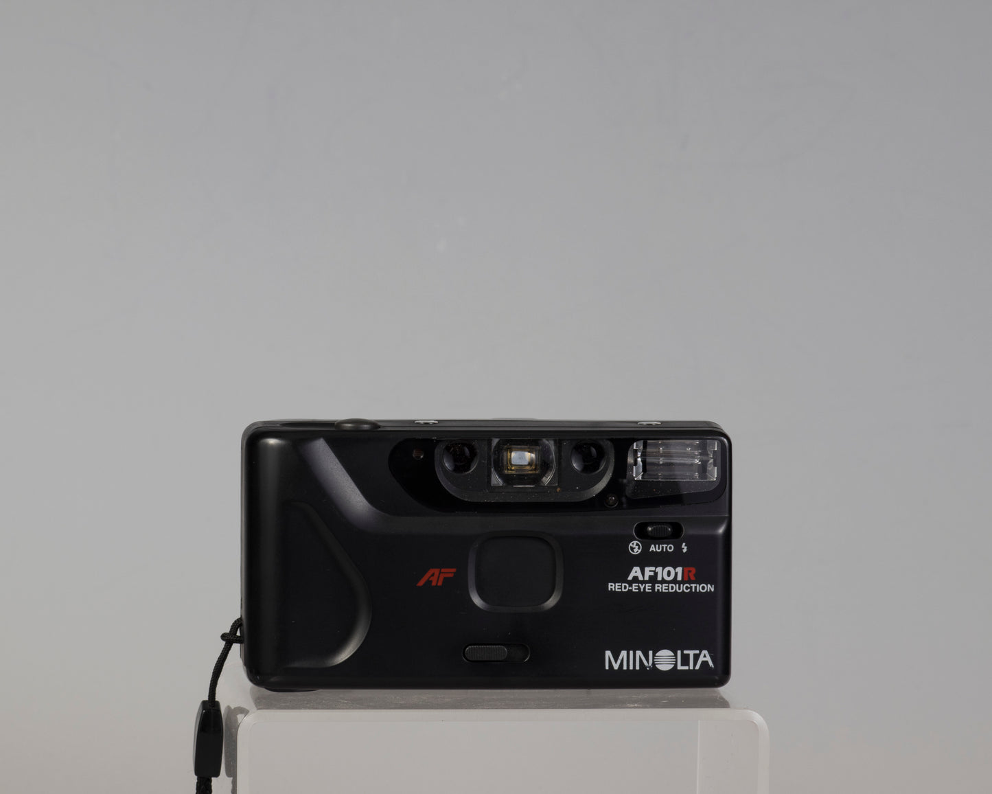 Minolta AF101r 35mm point-and-shoot camera w/case