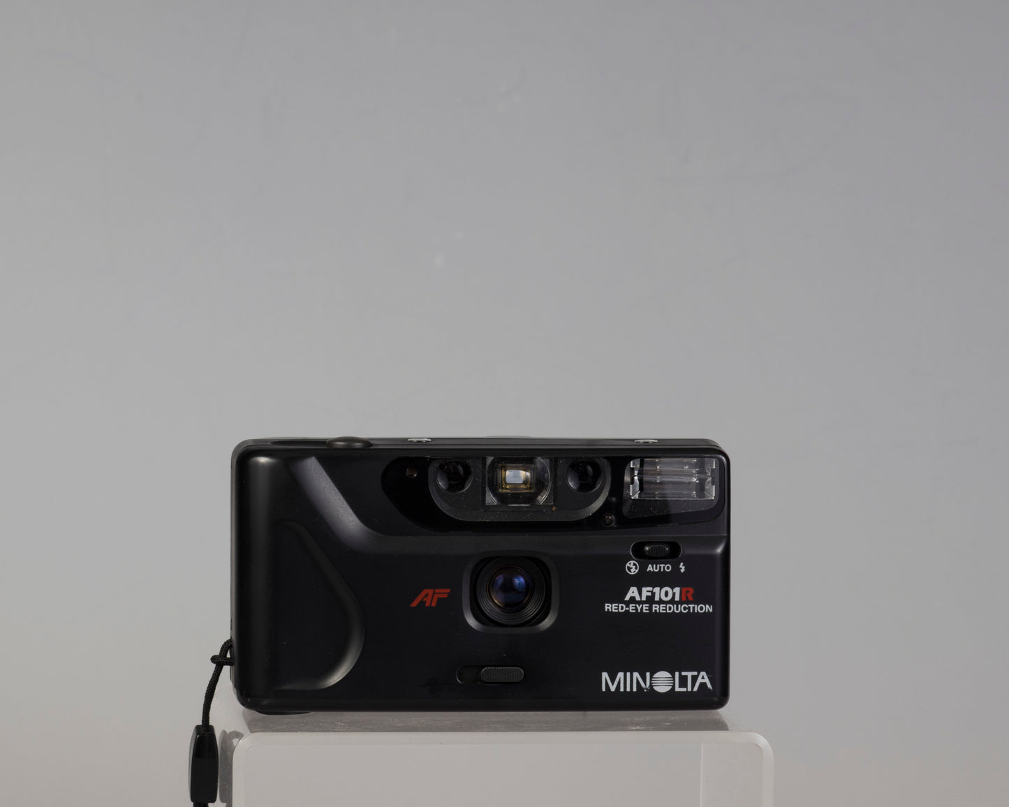 Minolta AF101r 35mm point-and-shoot camera w/case