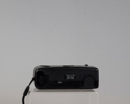 Minolta AF101r 35mm point-and-shoot camera w/case