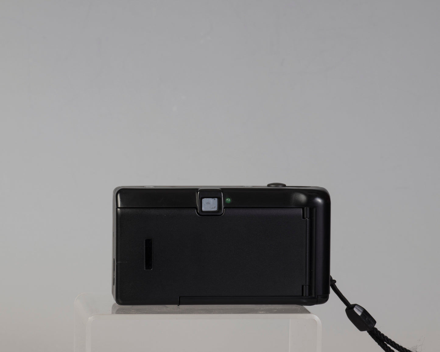 Minolta AF101r 35mm point-and-shoot camera w/case