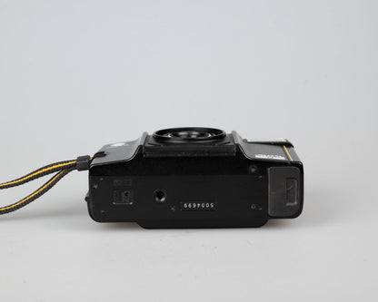 Minolta AF-S Quartz Auto Focus D " 35mm camera (serial 5004699)
