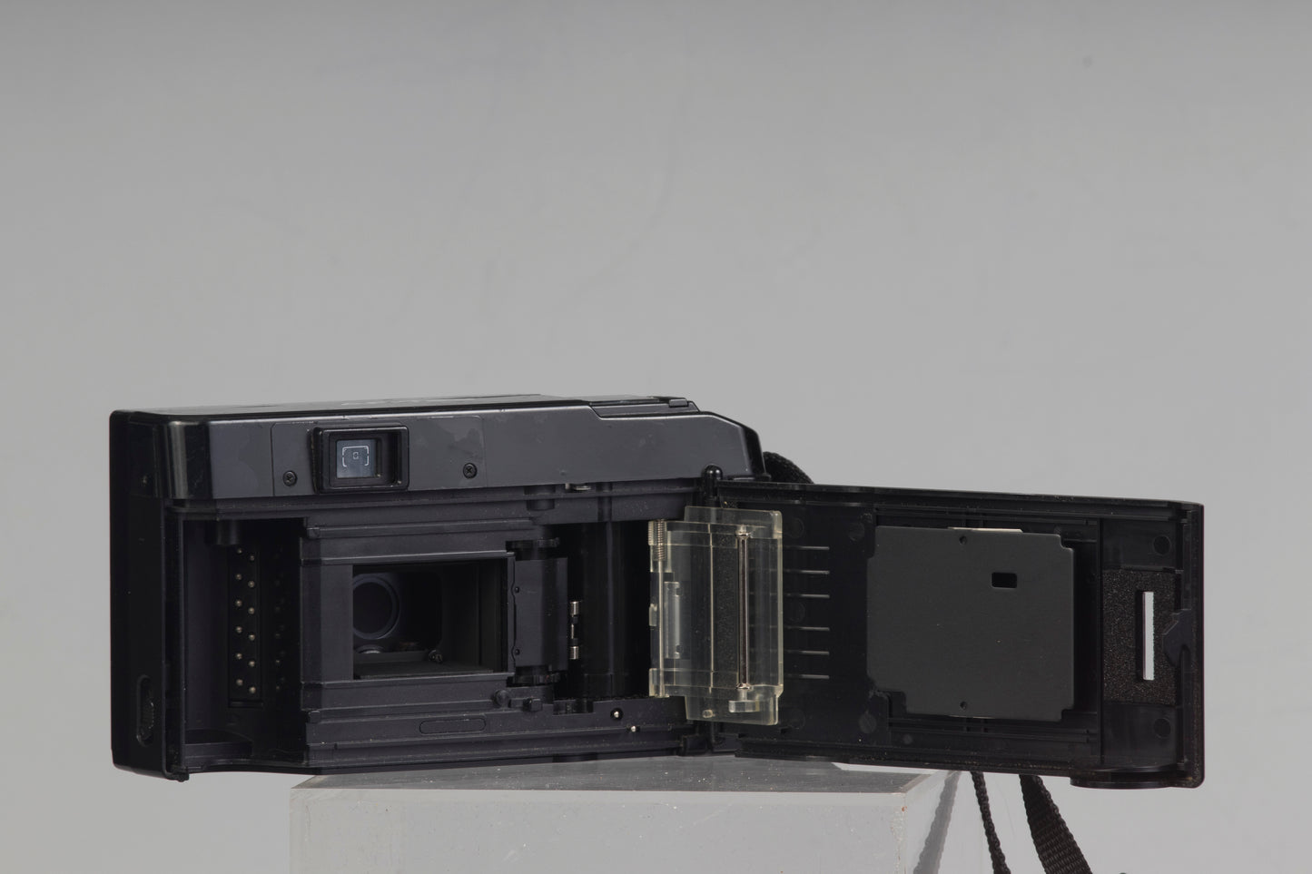 Minolta AF Tele dual lens 35mm point-and-shoot film camera (serial 54126568)