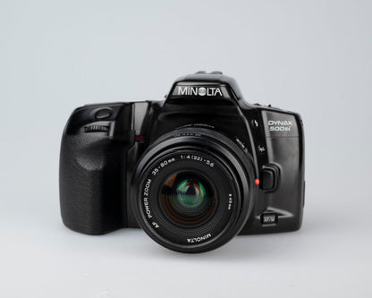 Minolta Dynax 500si 35mm film SLR w/ Maxxum Af 35-80 power zoom lens (serial 98601250)
