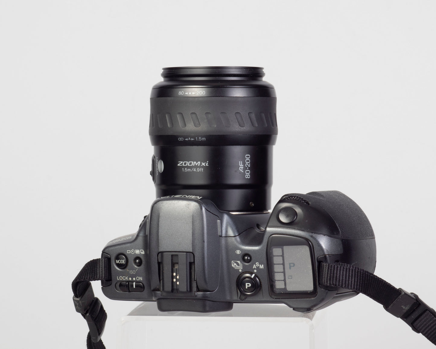 Reflex Minolta Dynax 500si Super 35 mm avec objectif Maxxum Af 80-200 mm