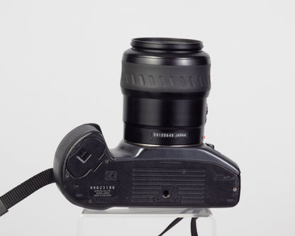 Reflex Minolta Dynax 500si Super 35 mm avec objectif Maxxum Af 80-200 mm