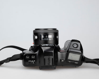 Ensemble reflex Minolta Dynax 7000i 35 mm avec objectif 50 mm f1.7 + flash 3200i