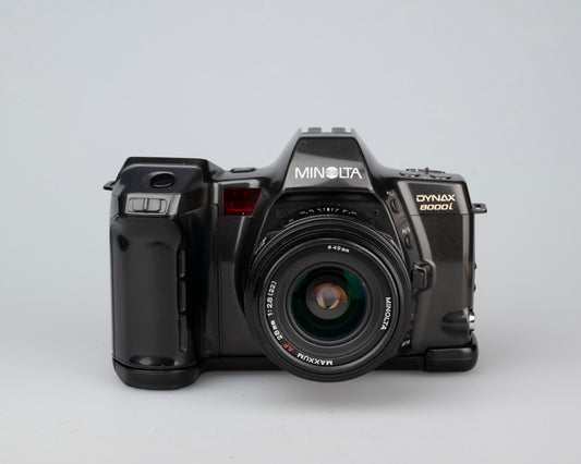 Minolta Dynax 8000i 35mm SLR set w/ 28mm f2.8 lens (viewfinder LCD issue; otherwise OK)