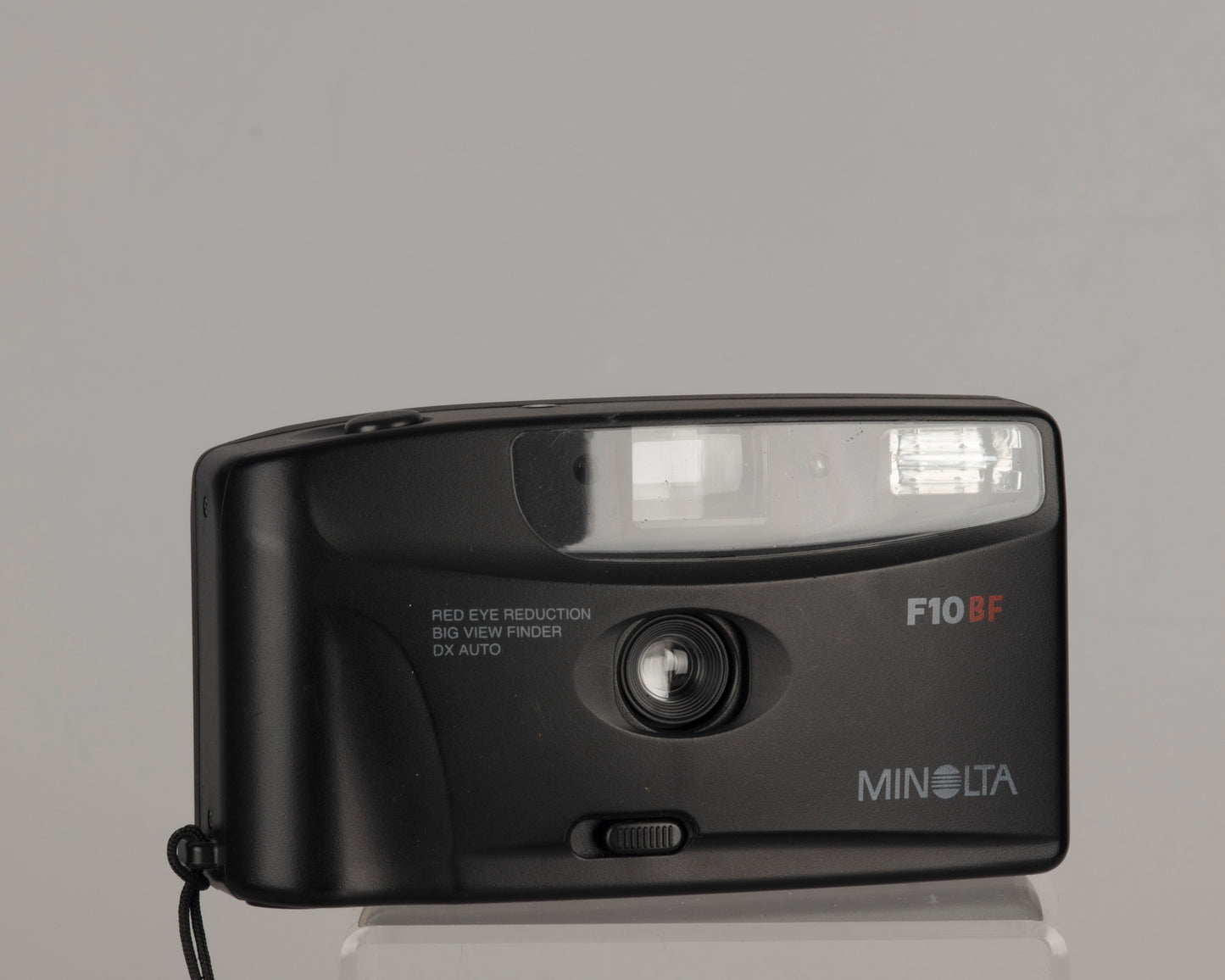 Appareil photo argentique Minolta F10BF 35 mm avec étui (série 34830119)