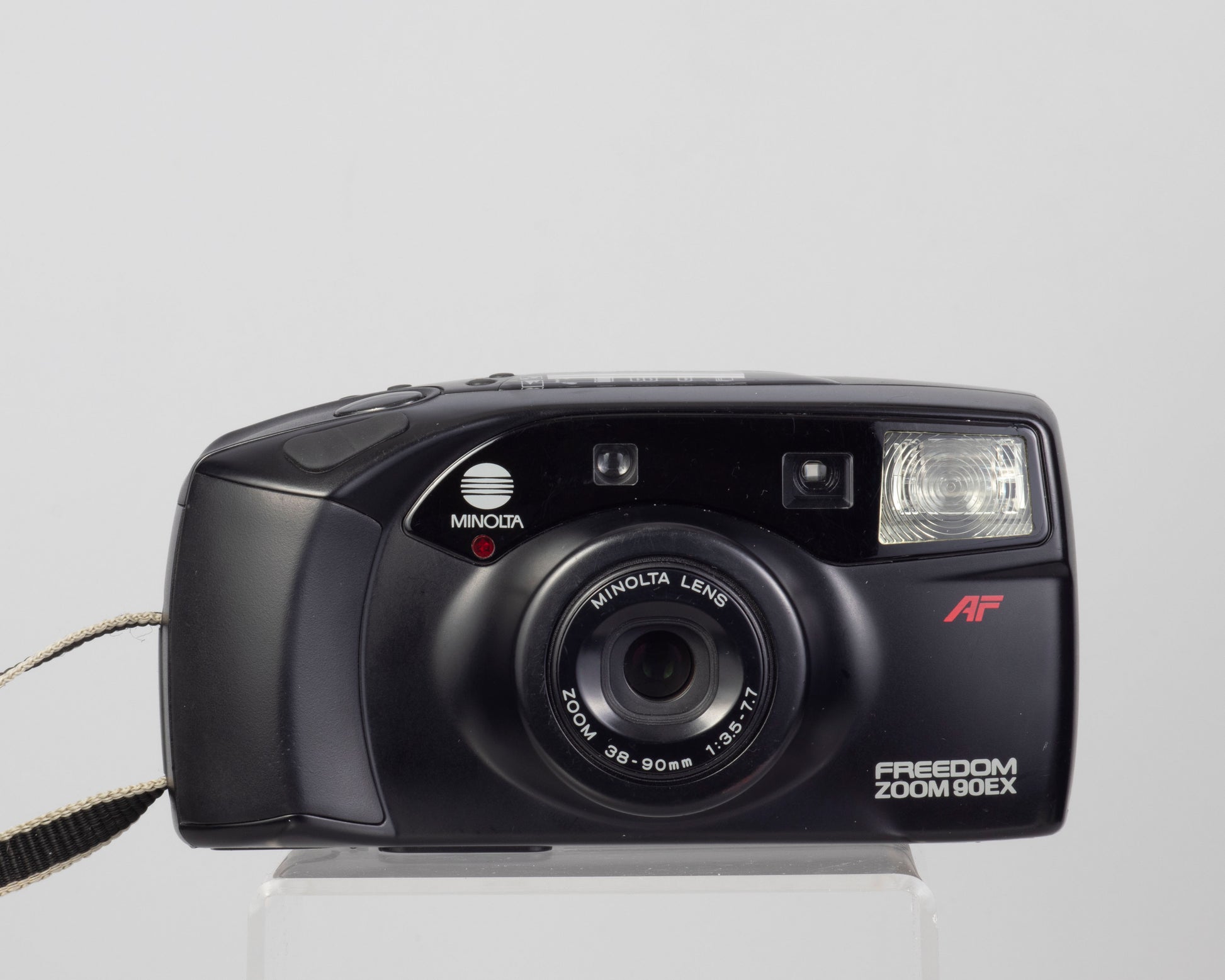 The Minolta Freedom 90EX is a superb 35mm zoom point-and-shoot from the 1990s. It's closely related to the Leica C2-Zoom (which was a Leica/Minolta collaboration)