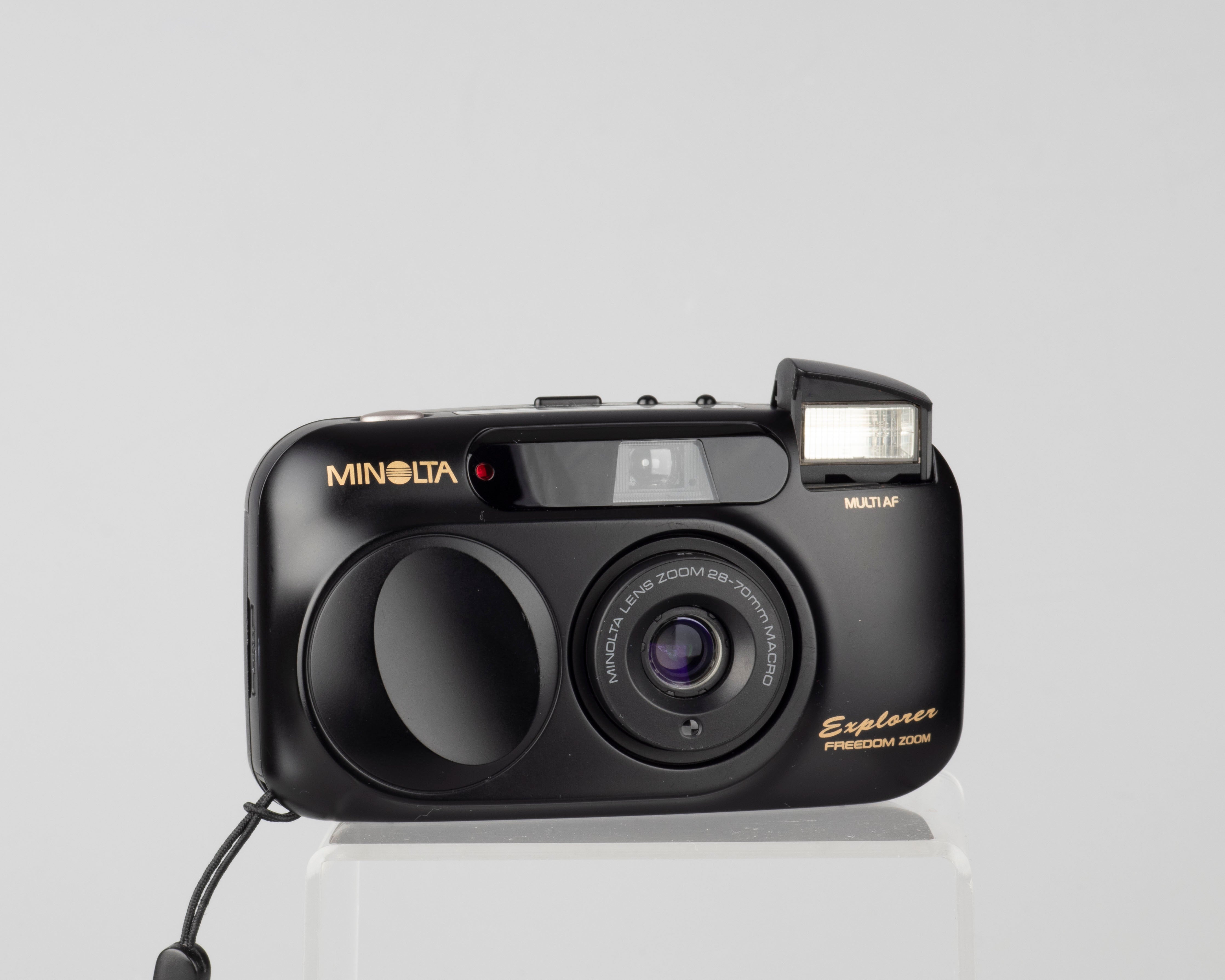 Minolta Freedom Zoom Explorer 35mm camera w/ case (serial 34819101