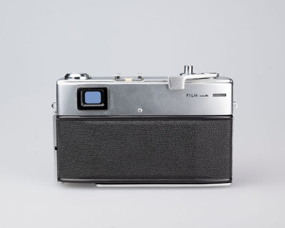 Minolta Hi-Matic 11 35mm rangefinder camera w/ 'ever-ready' case
