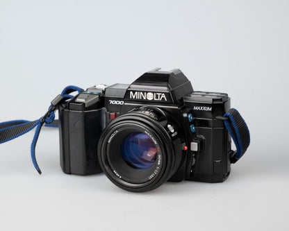 Minolta Maxxum 7000 35mm film SLR w/ 50mm f1.7 lens + 1800AF flash (serial 37101091)