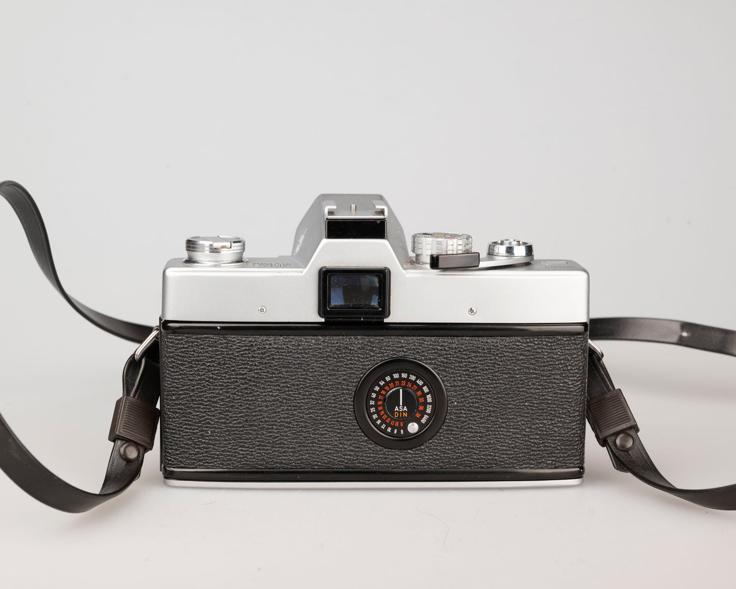 Minolta SRT 101 SLR 35 mm avec objectif MC Rokkor PF 55 mm f1.9 + étui toujours prêt (série 1983336)