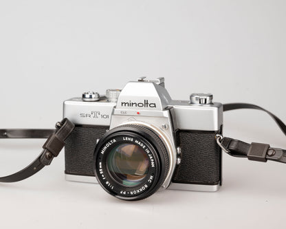 Minolta SRT 101 SLR 35 mm avec objectif MC Rokkor PF 55 mm f1.9 + étui toujours prêt (série 1983336)