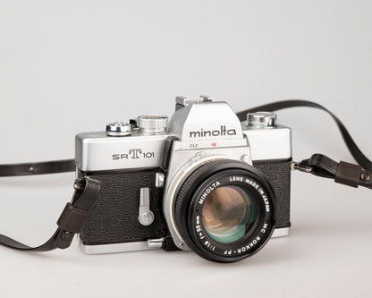 Minolta SRT 101 SLR 35 mm avec objectif MC Rokkor PF 55 mm f1.9 + étui toujours prêt (série 1983336)