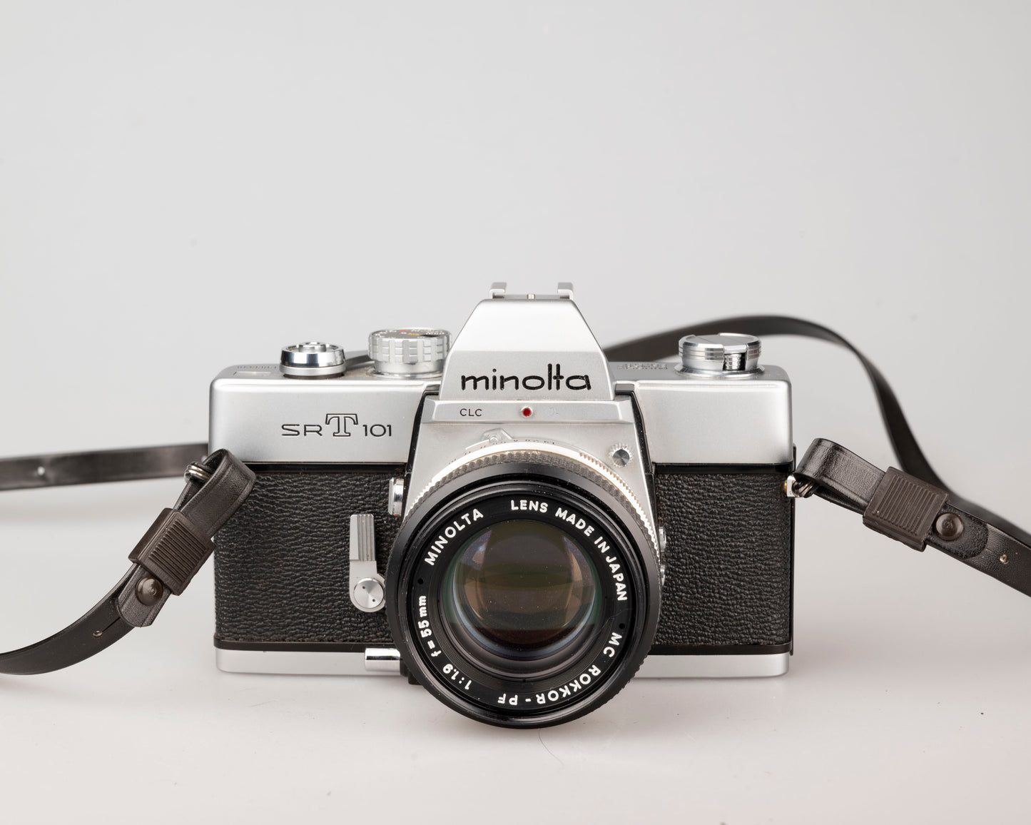 Minolta SRT 101 SLR 35 mm avec objectif MC Rokkor PF 55 mm f1.9 + étui toujours prêt (série 1983336)